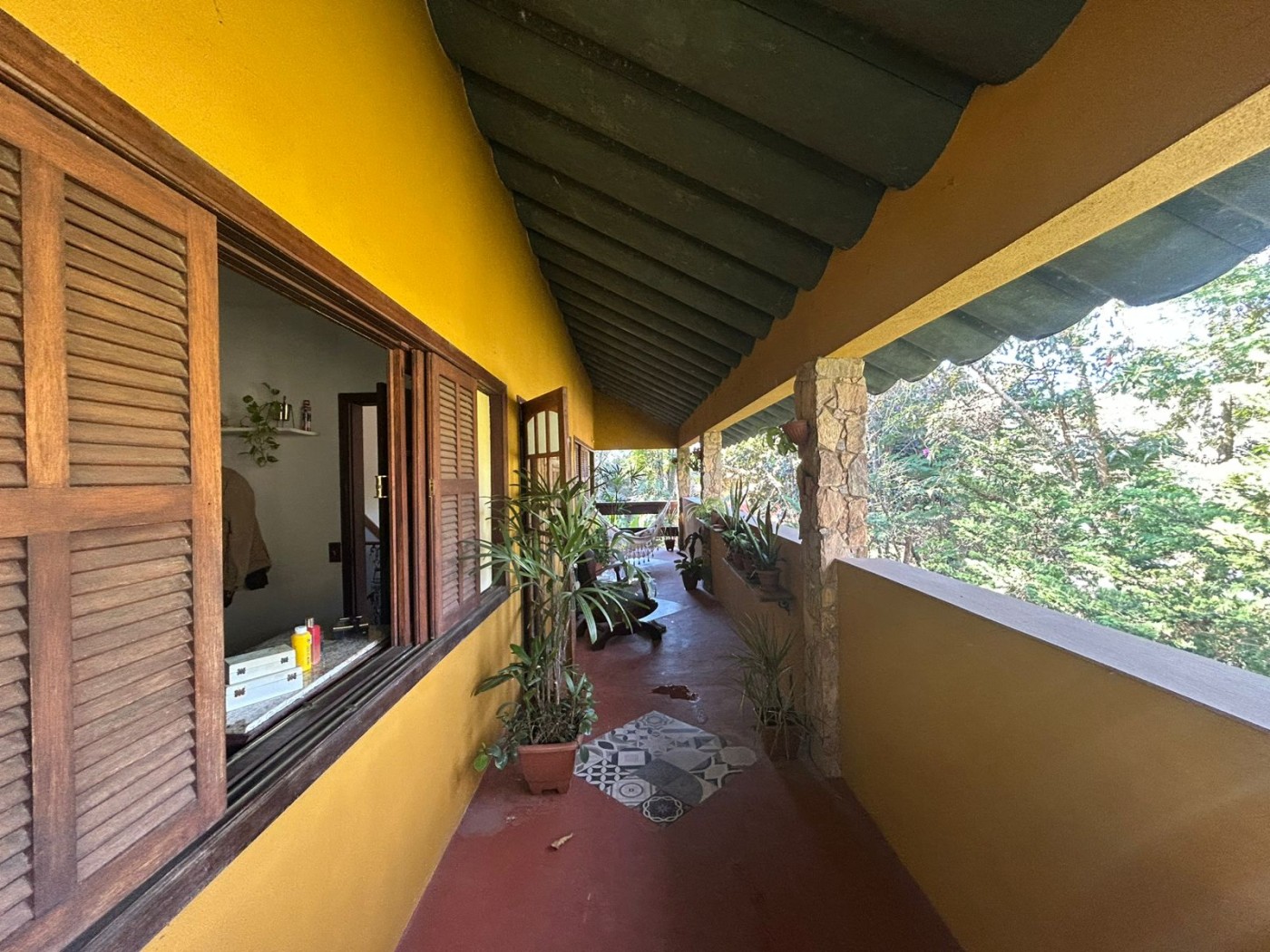 Casa para alugar com 4 quartos, 300m² - Foto 13