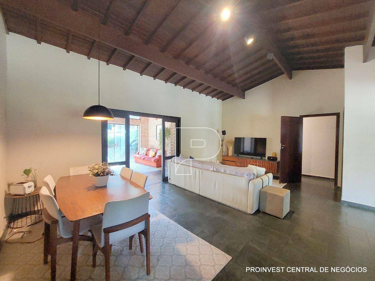 Casa de Condomínio à venda com 3 quartos, 390m² - Foto 2