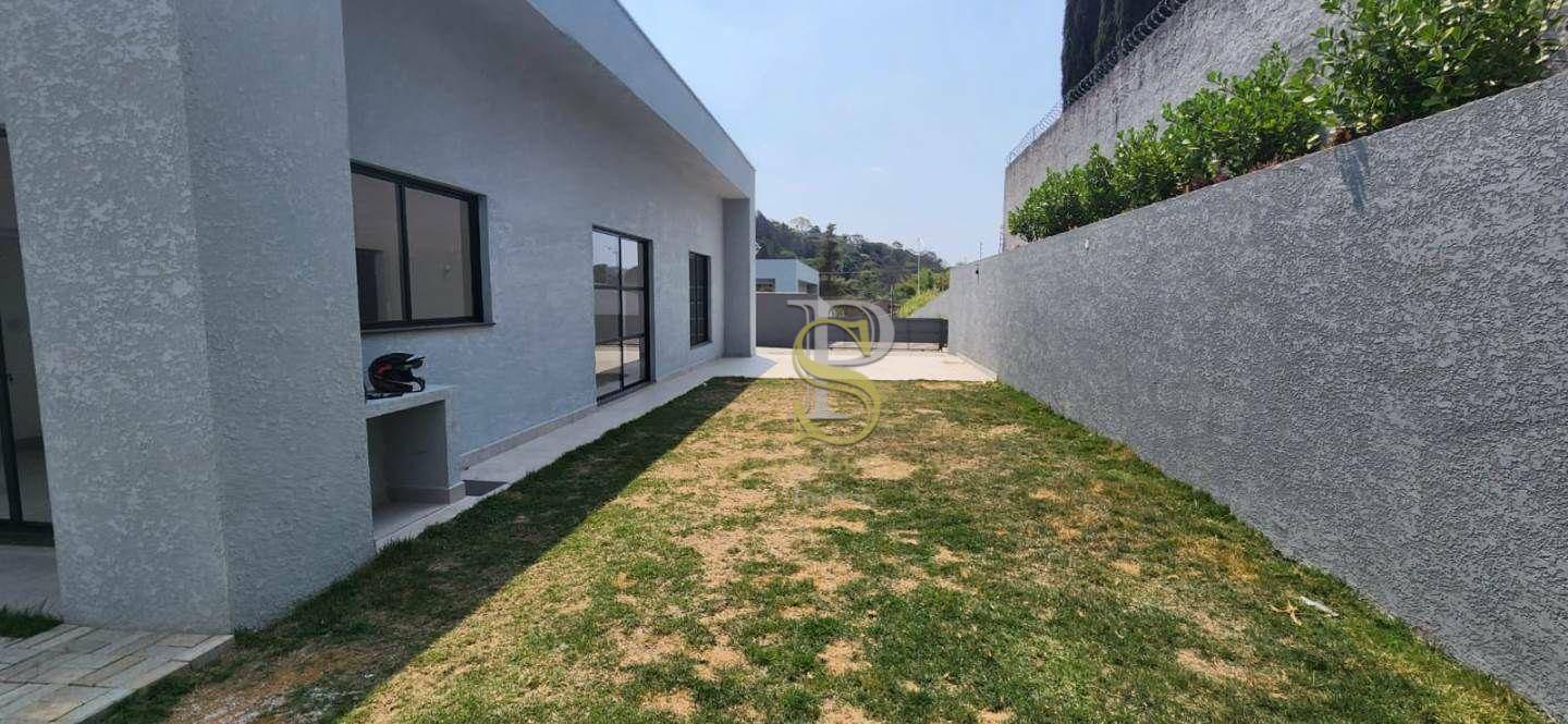 Casa para alugar com 3 quartos, 120m² - Foto 5