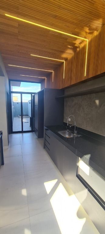 Casa de Condomínio à venda com 3 quartos, 216m² - Foto 38