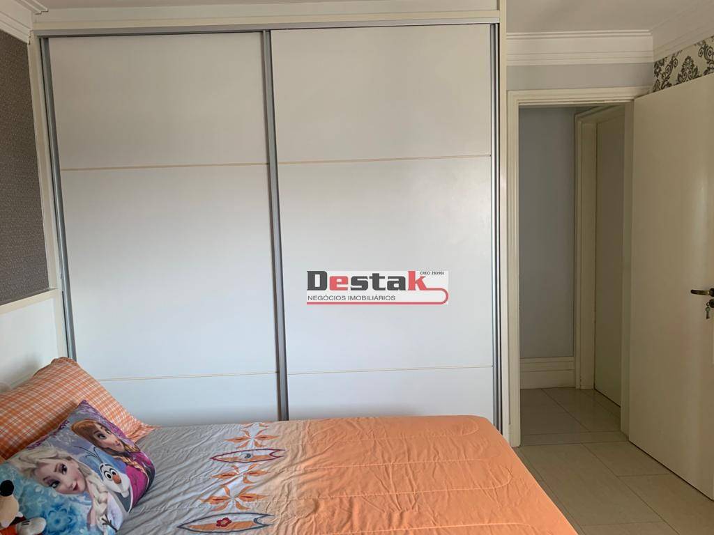 Apartamento à venda com 3 quartos, 204m² - Foto 25