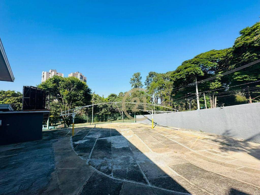 Casa à venda com 10 quartos, 722m² - Foto 27