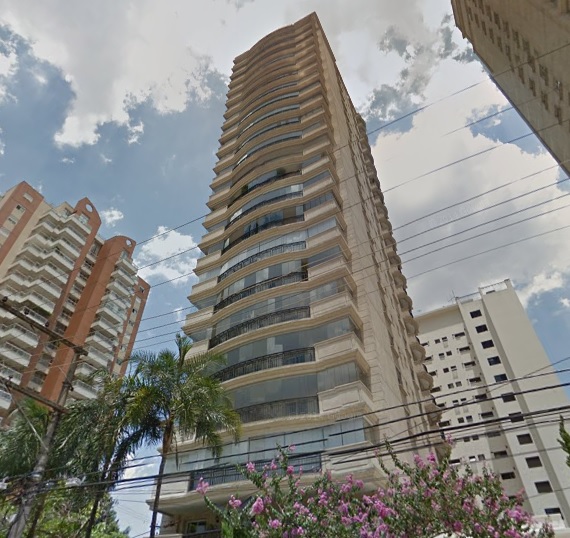 Apartamento à venda com 4 quartos, 250m² - Foto 1