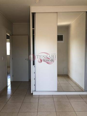 Casa à venda com 4 quartos, 140m² - Foto 13