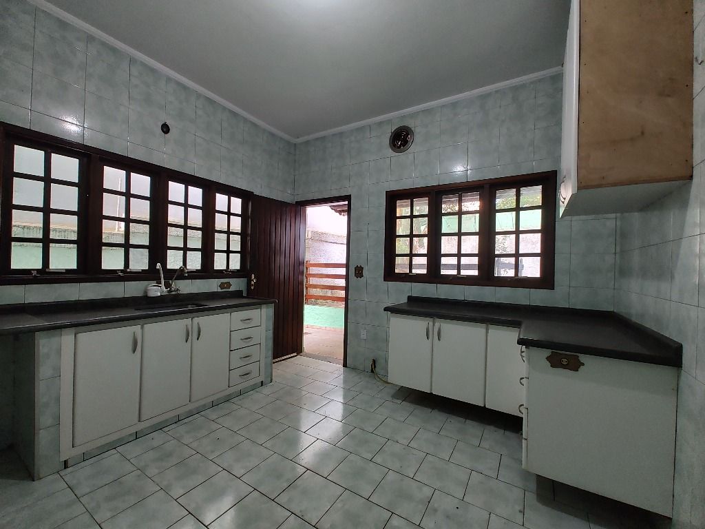 Sobrado à venda com 3 quartos, 270m² - Foto 13