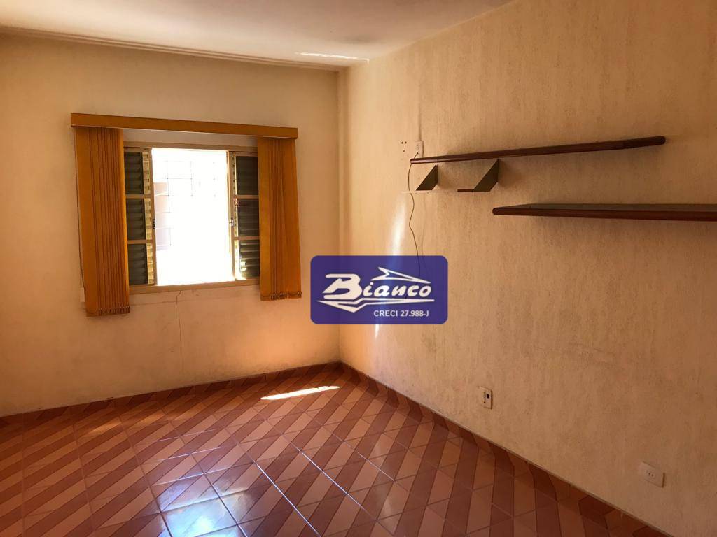 Casa à venda e aluguel com 2 quartos, 196m² - Foto 24