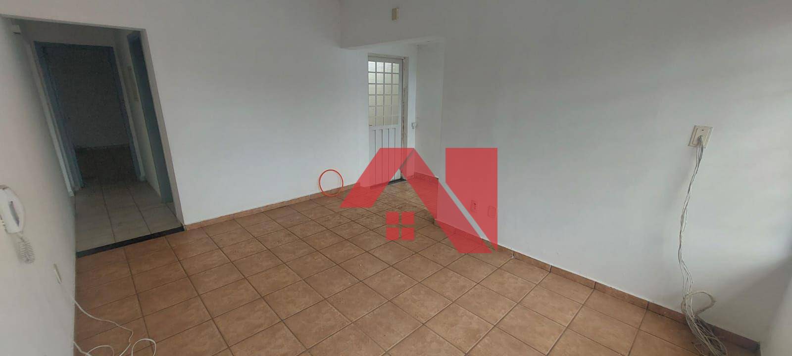 Casa para alugar com 5 quartos, 80m² - Foto 28