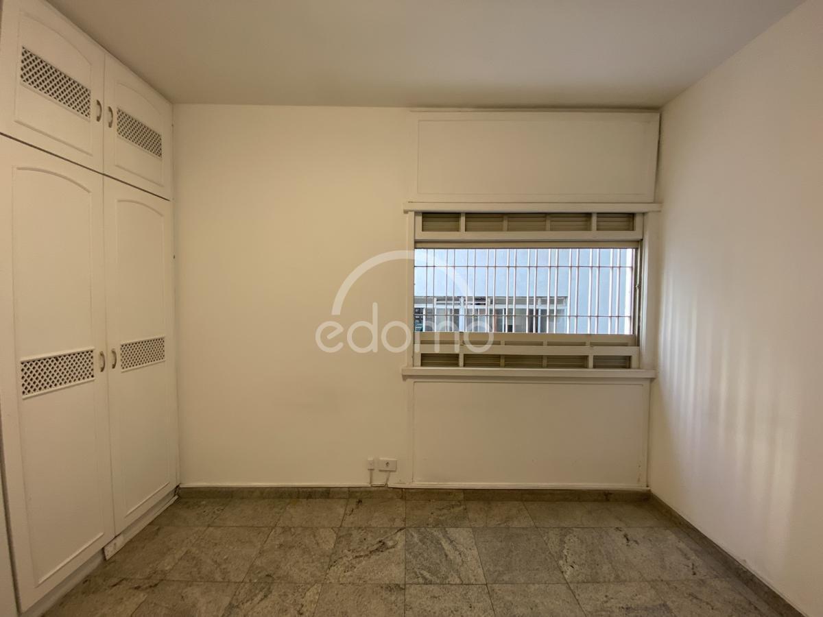 Apartamento à venda com 3 quartos, 180m² - Foto 11