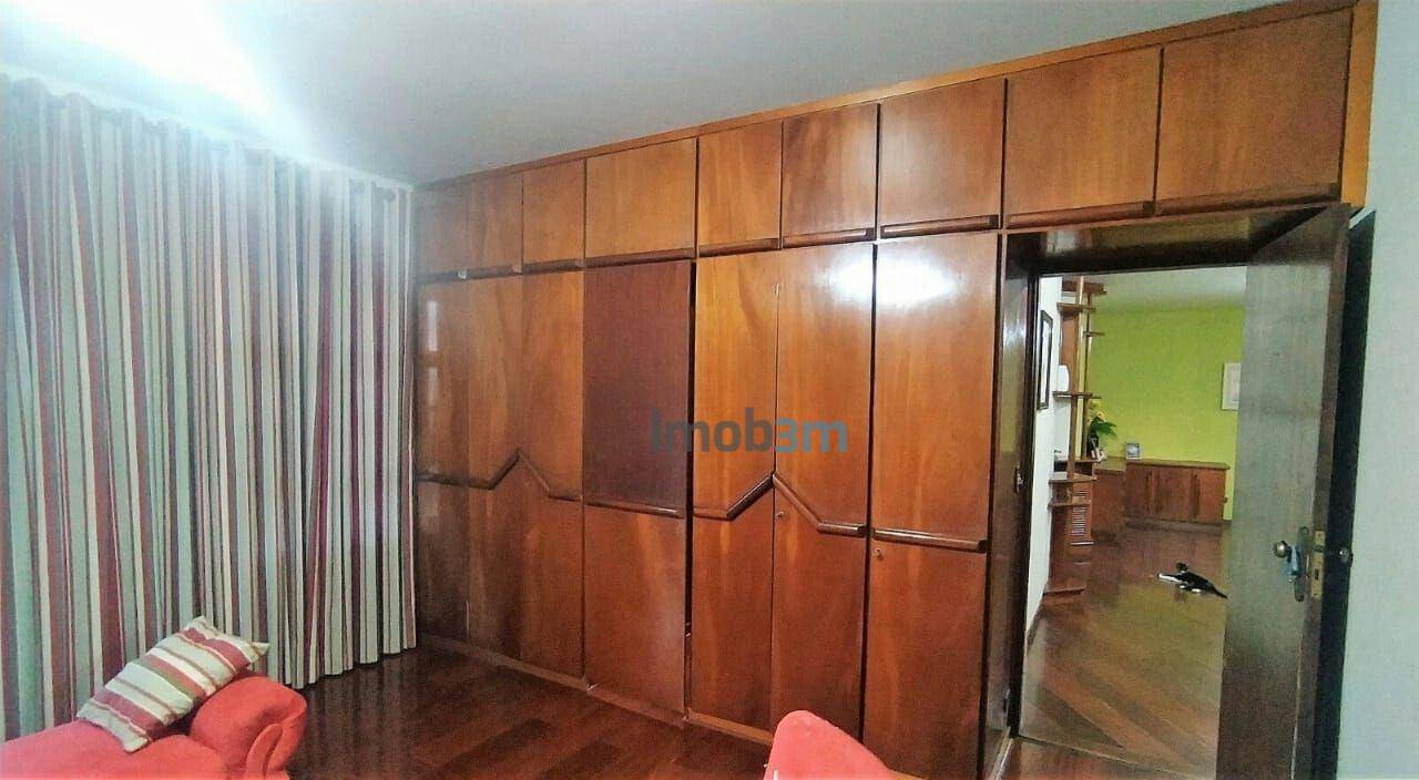 Sobrado à venda com 3 quartos, 249m² - Foto 13