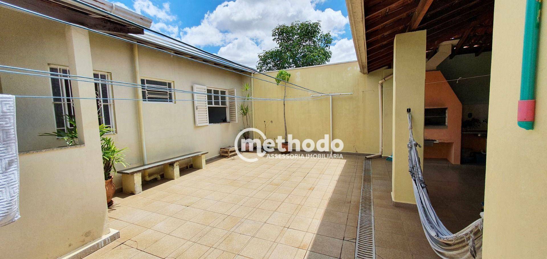 Casa à venda com 3 quartos, 251m² - Foto 18