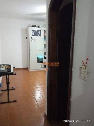 Sobrado à venda com 3 quartos, 200m² - Foto 6