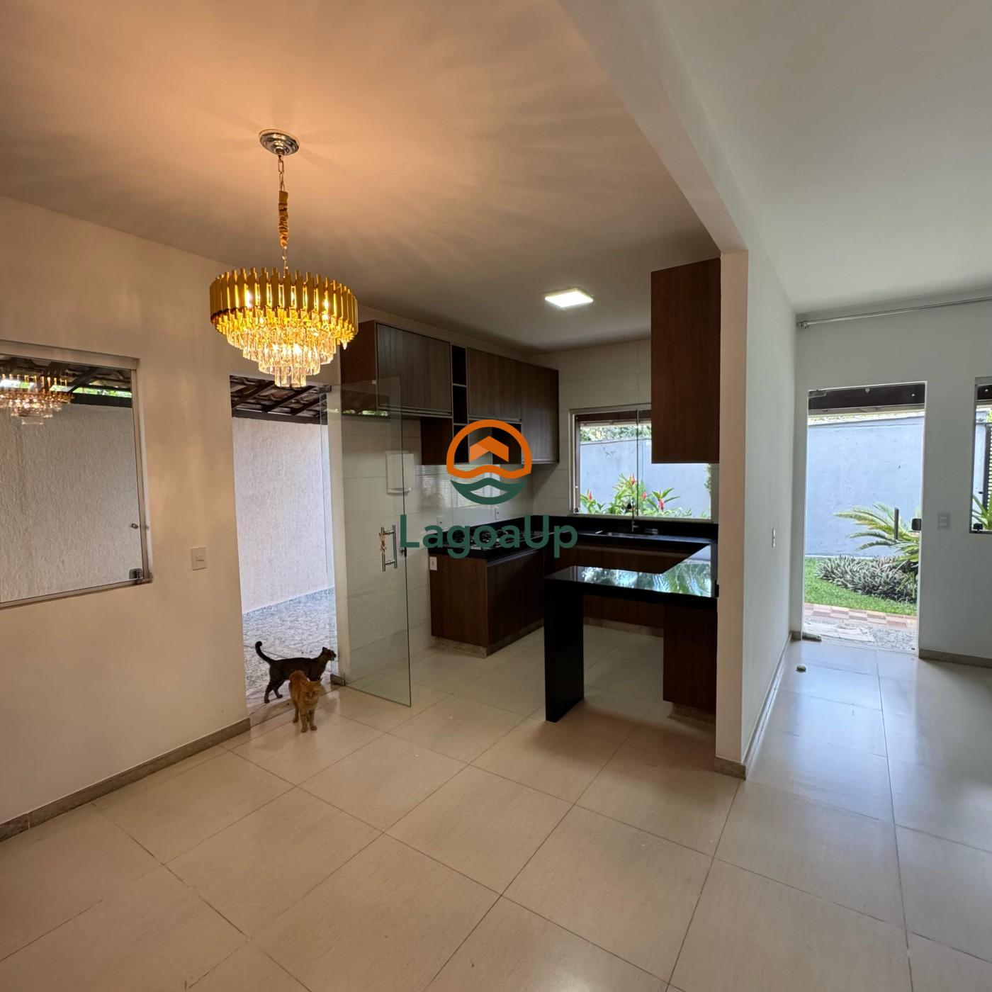 Casa à venda com 3 quartos, 95m² - Foto 5