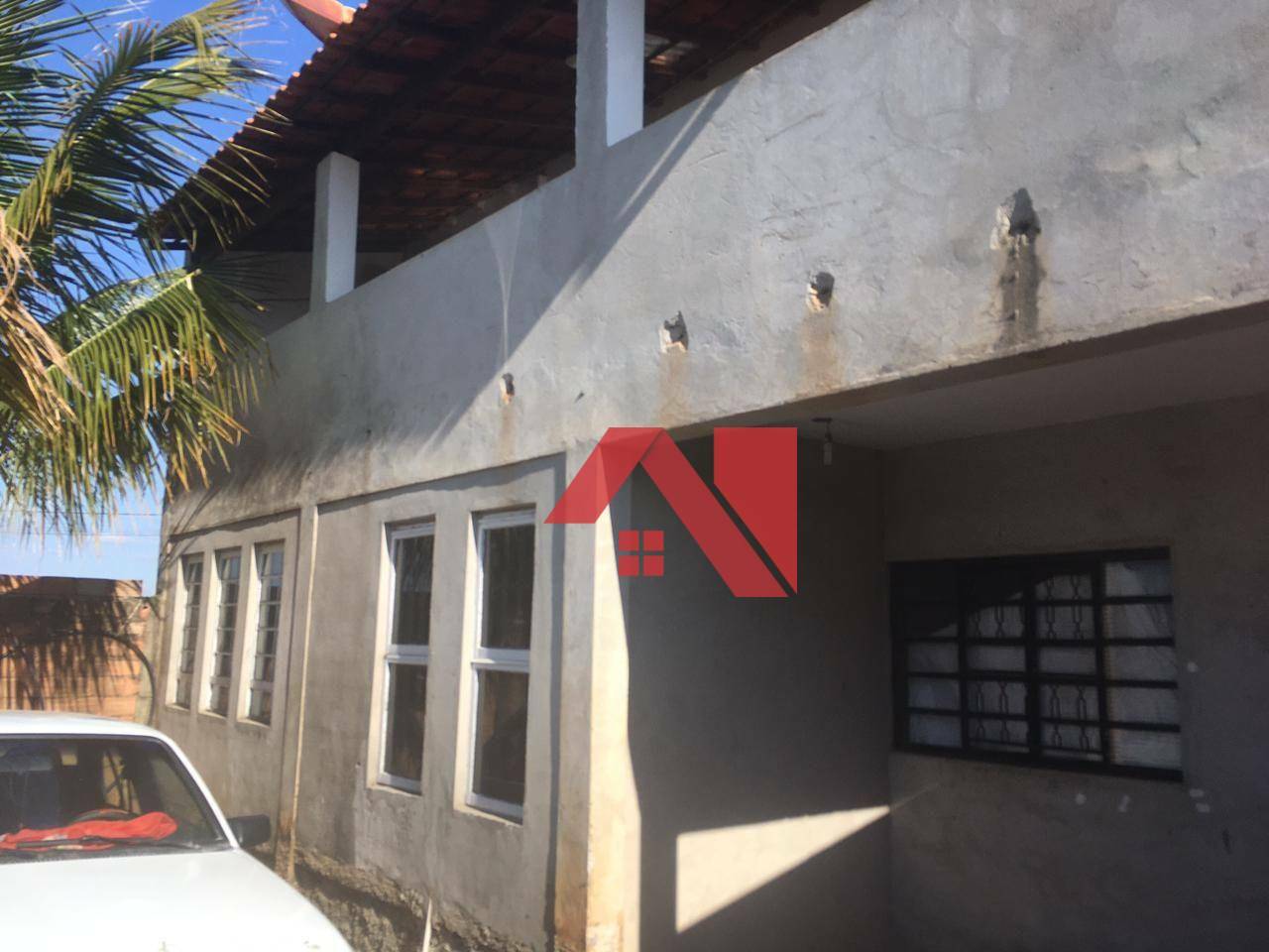 Chácara à venda com 2 quartos, 180m² - Foto 1