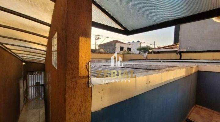 Casa à venda e aluguel com 3 quartos, 220m² - Foto 21