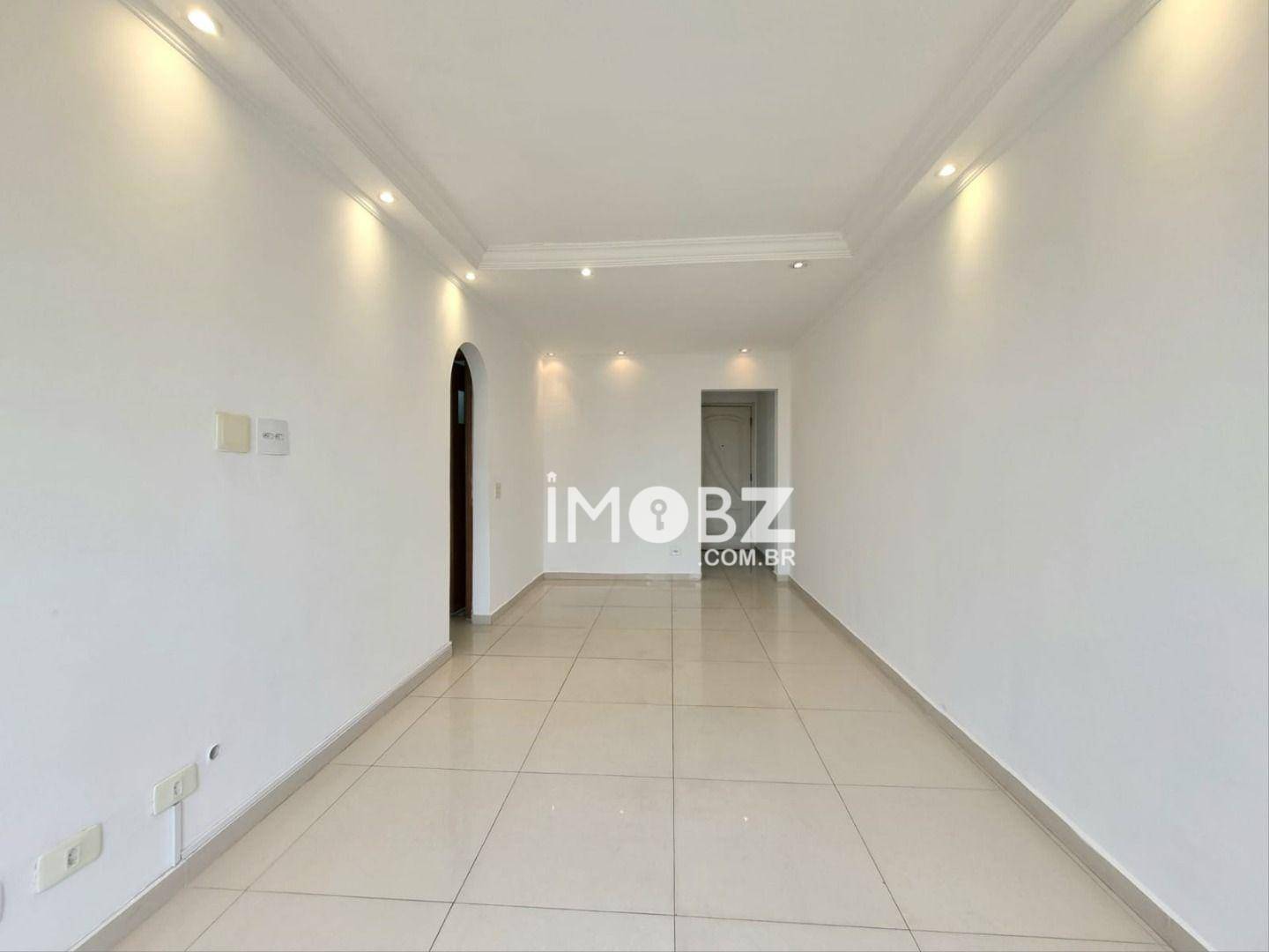 Apartamento à venda com 3 quartos, 70m² - Foto 3