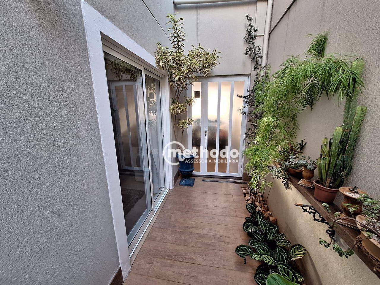 Casa à venda com 4 quartos, 300m² - Foto 5