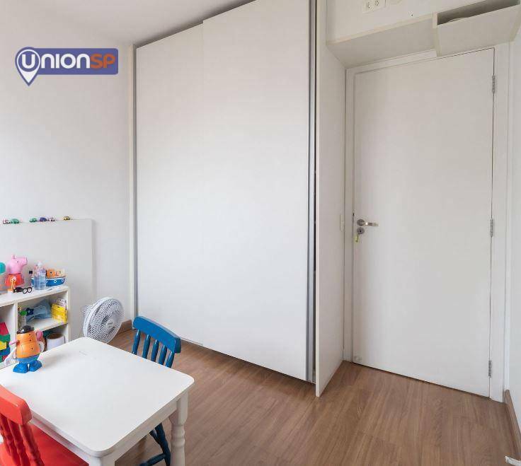 Apartamento à venda com 3 quartos, 140m² - Foto 9