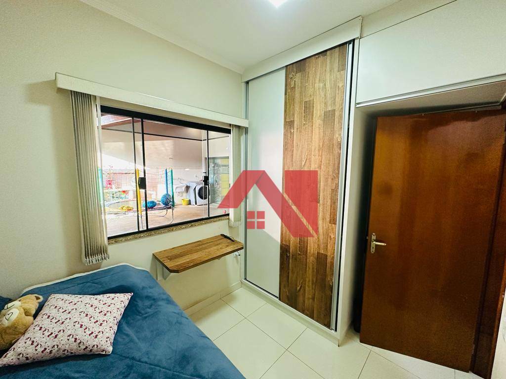 Casa à venda com 2 quartos, 120m² - Foto 15