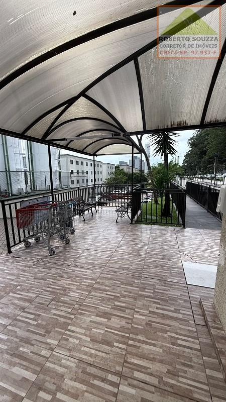 Apartamento à venda com 2 quartos, 38m² - Foto 4