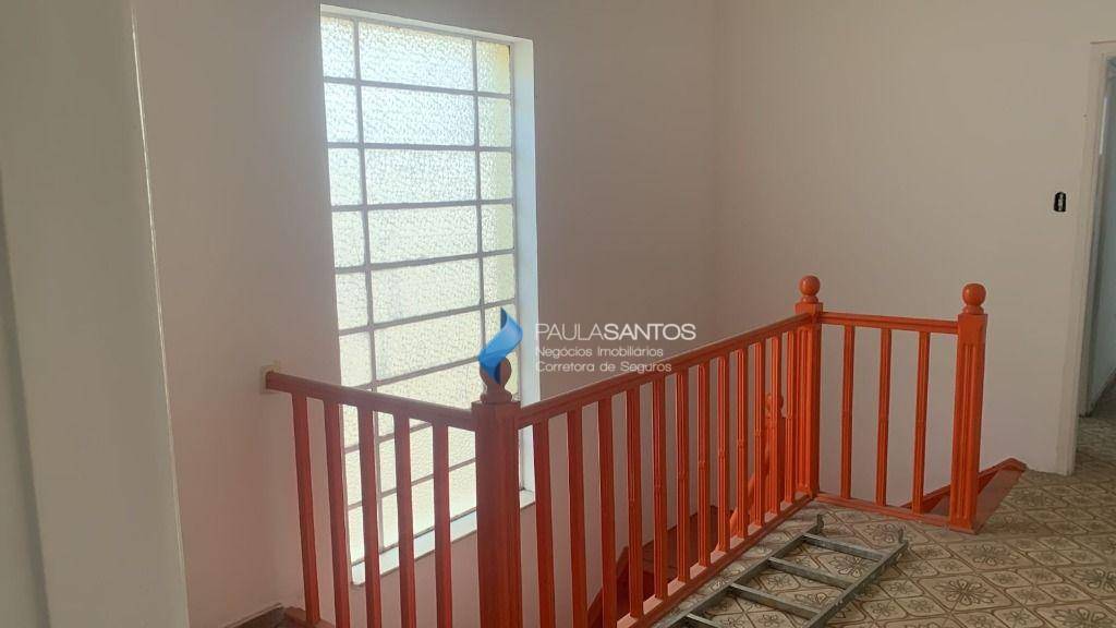 Casa à venda e aluguel com 3 quartos, 244m² - Foto 5
