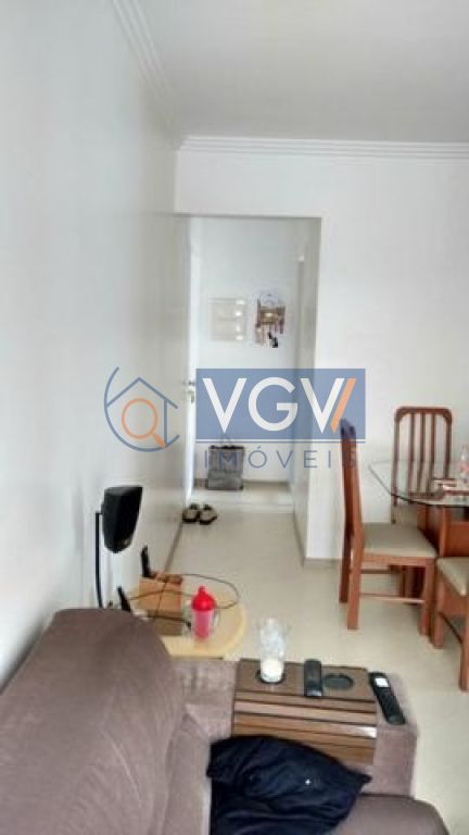 Apartamento à venda com 3 quartos, 65m² - Foto 4