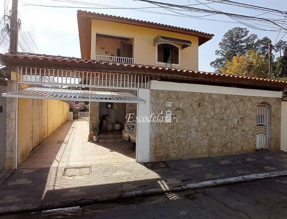 Sobrado à venda com 4 quartos, 350m² - Foto 1