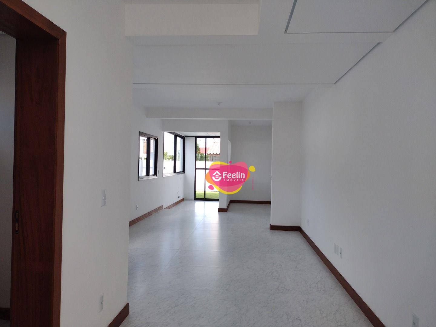 Casa à venda com 3 quartos, 130m² - Foto 3