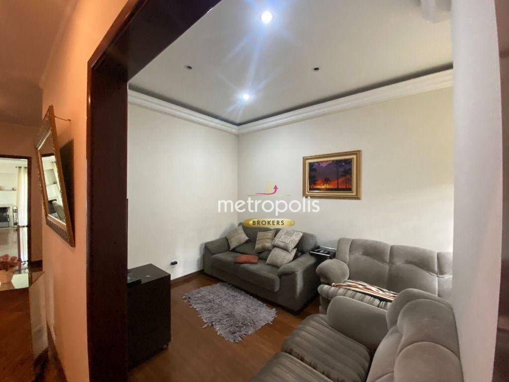 Sobrado à venda com 4 quartos, 250m² - Foto 3