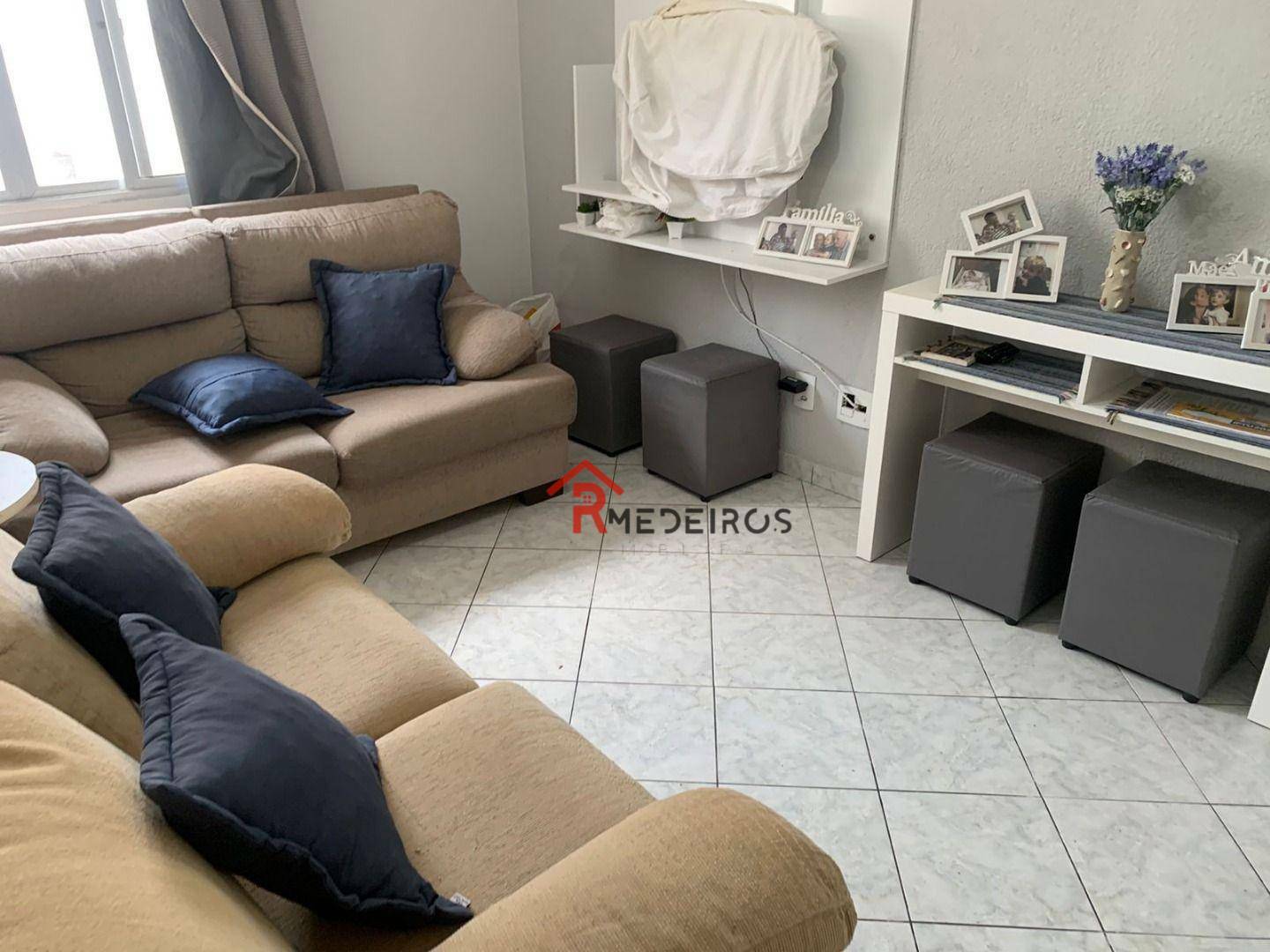 Apartamento à venda com 1 quarto, 45m² - Foto 3