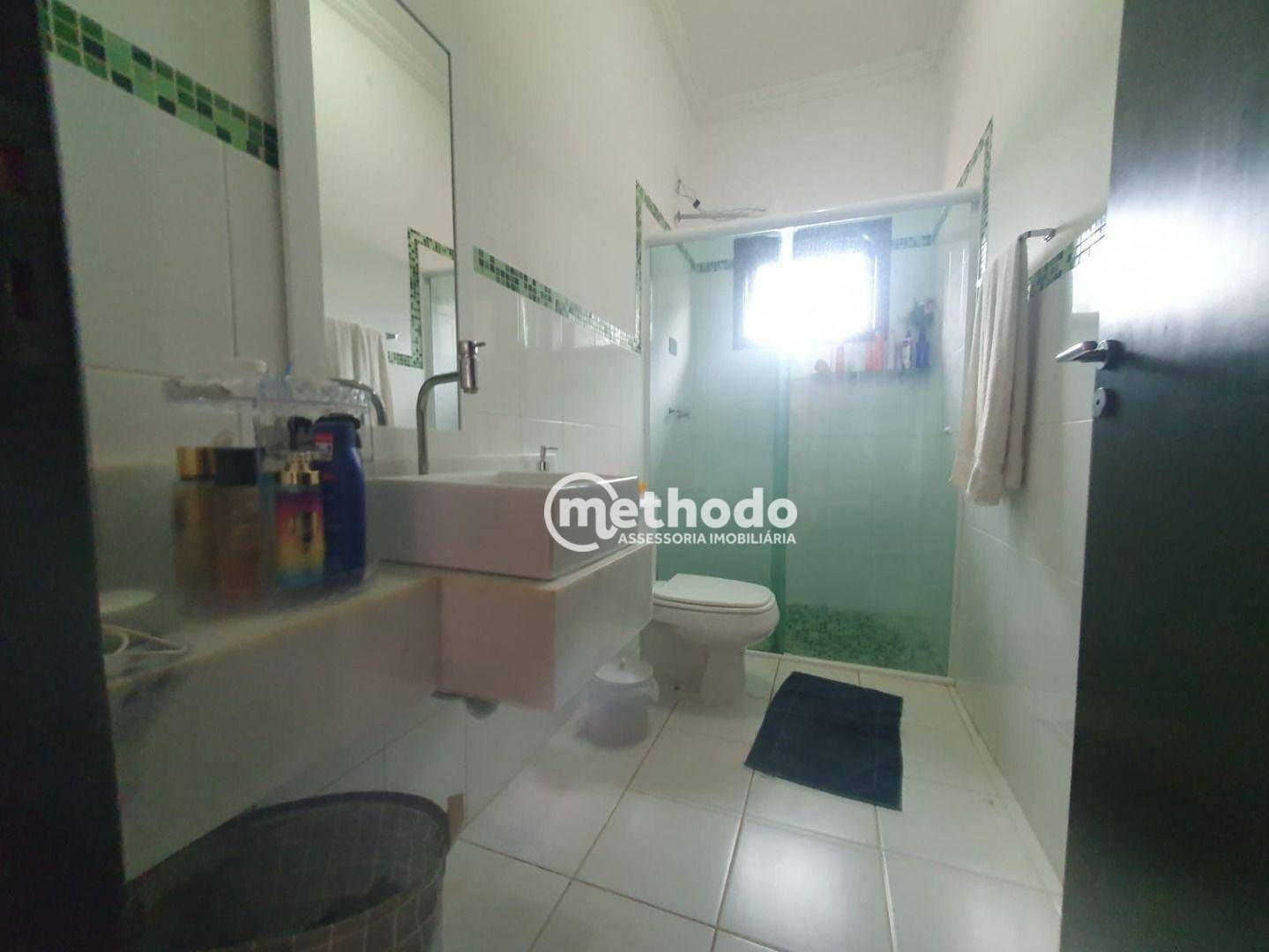 Casa de Condomínio à venda com 3 quartos, 360m² - Foto 29