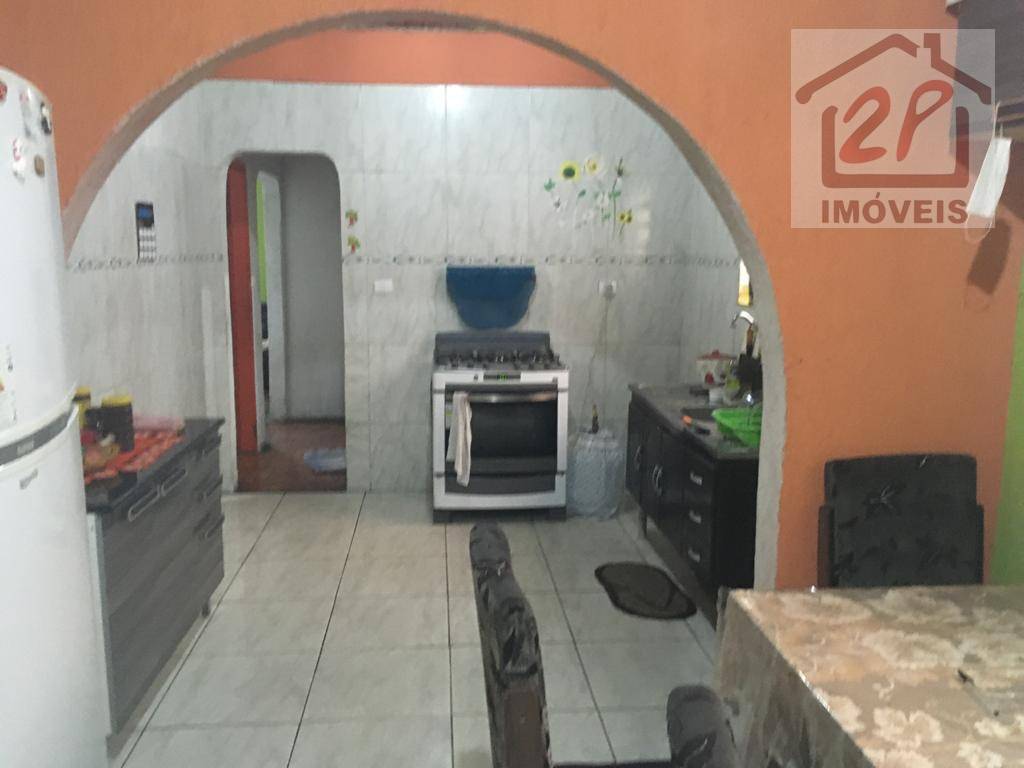 Casa à venda com 4 quartos, 130m² - Foto 2