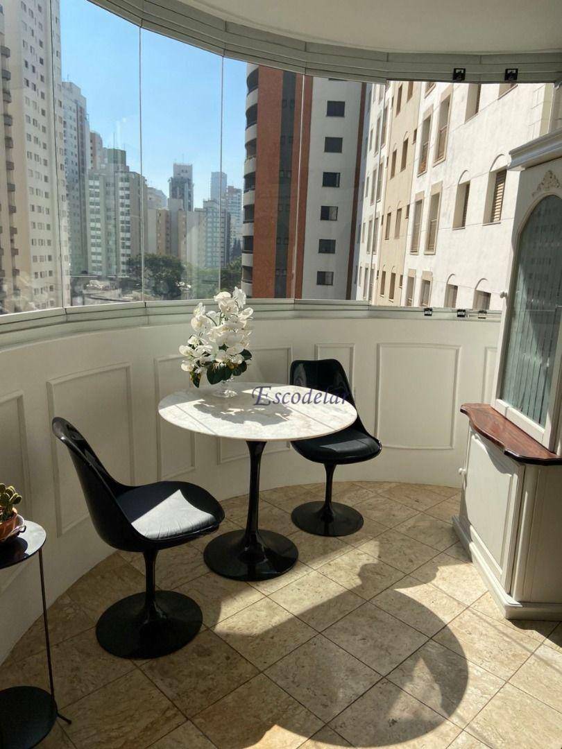 Apartamento à venda com 3 quartos, 117m² - Foto 6