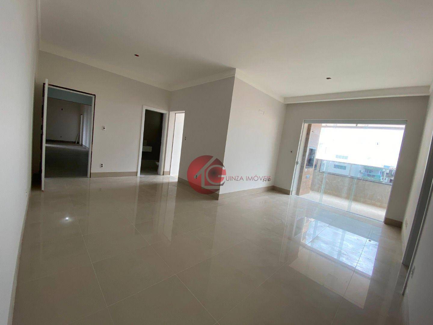 Apartamento à venda com 3 quartos, 188m² - Foto 2