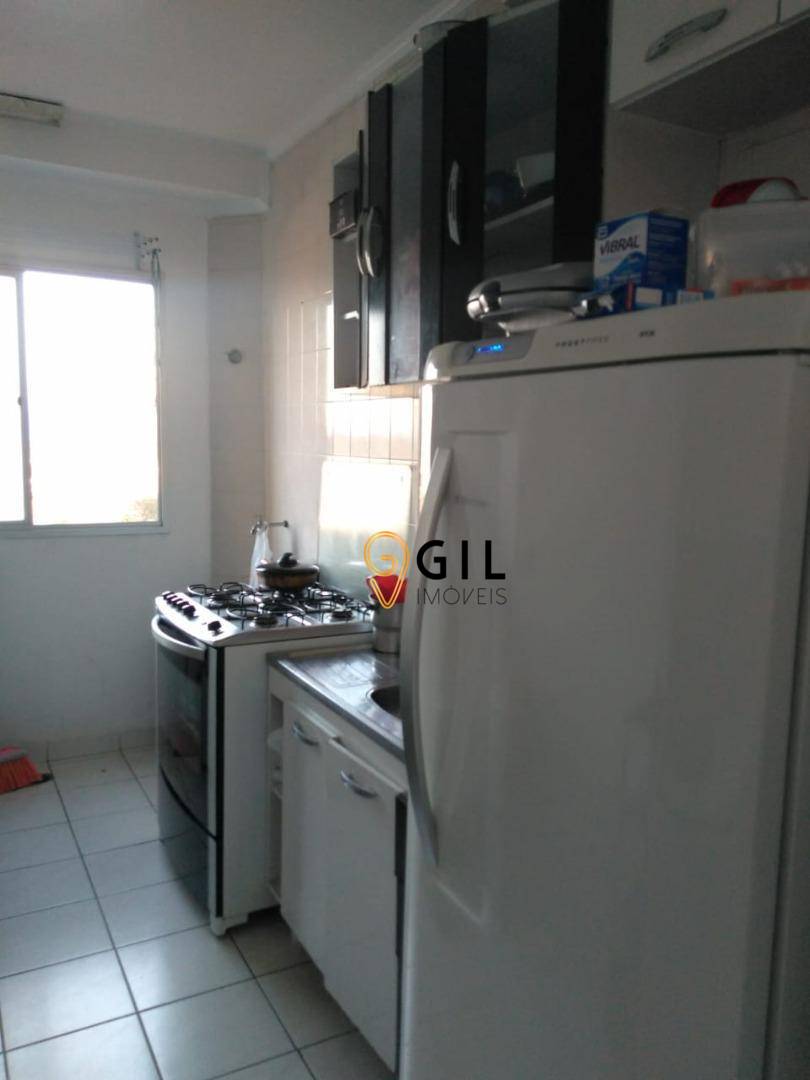 Apartamento à venda com 2 quartos, 56m² - Foto 2