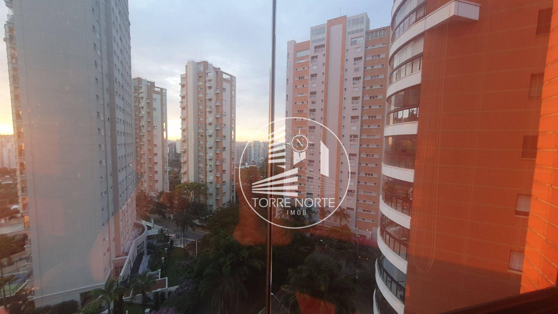 Apartamento à venda com 3 quartos, 160m² - Foto 10