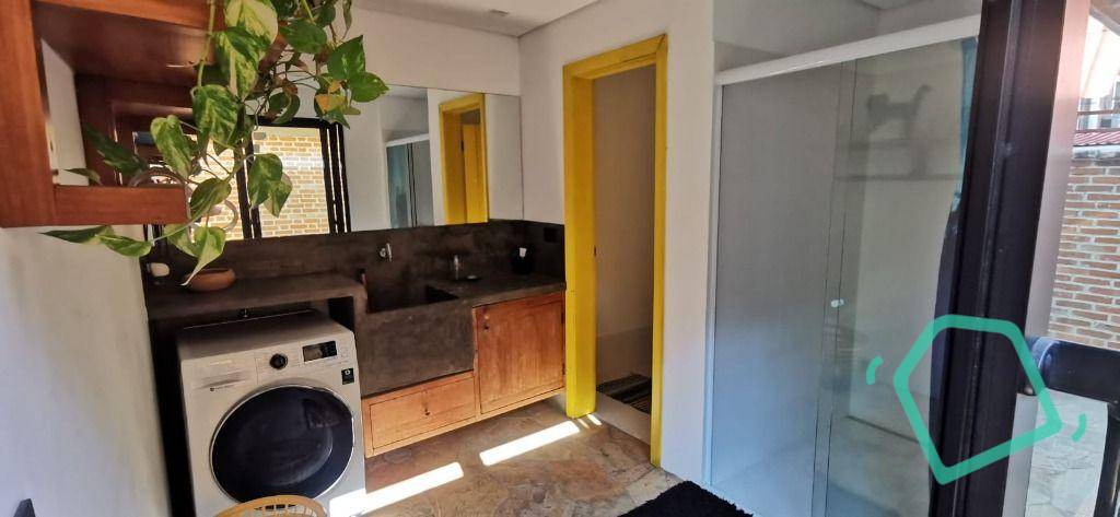 Casa de Condomínio para alugar com 3 quartos, 180m² - Foto 18