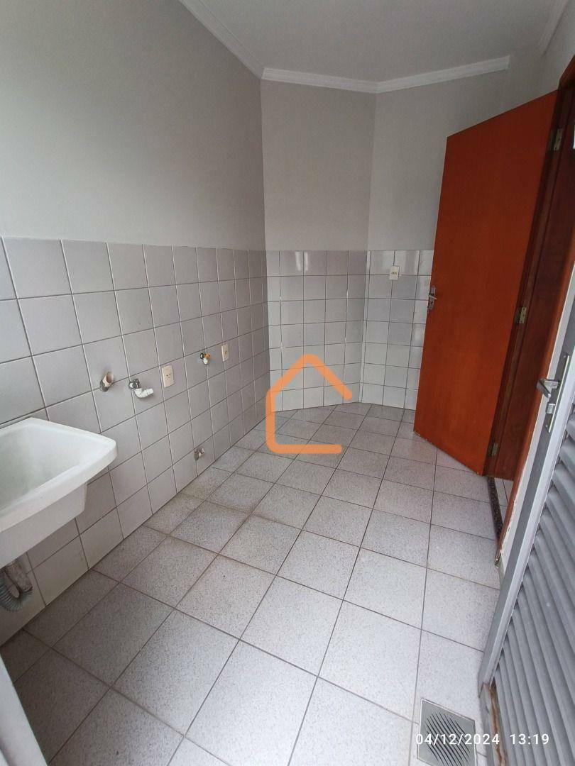 Apartamento à venda com 3 quartos, 150m² - Foto 10