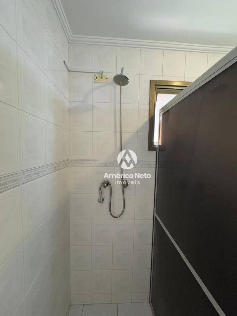 Apartamento para alugar com 3 quartos, 105m² - Foto 17