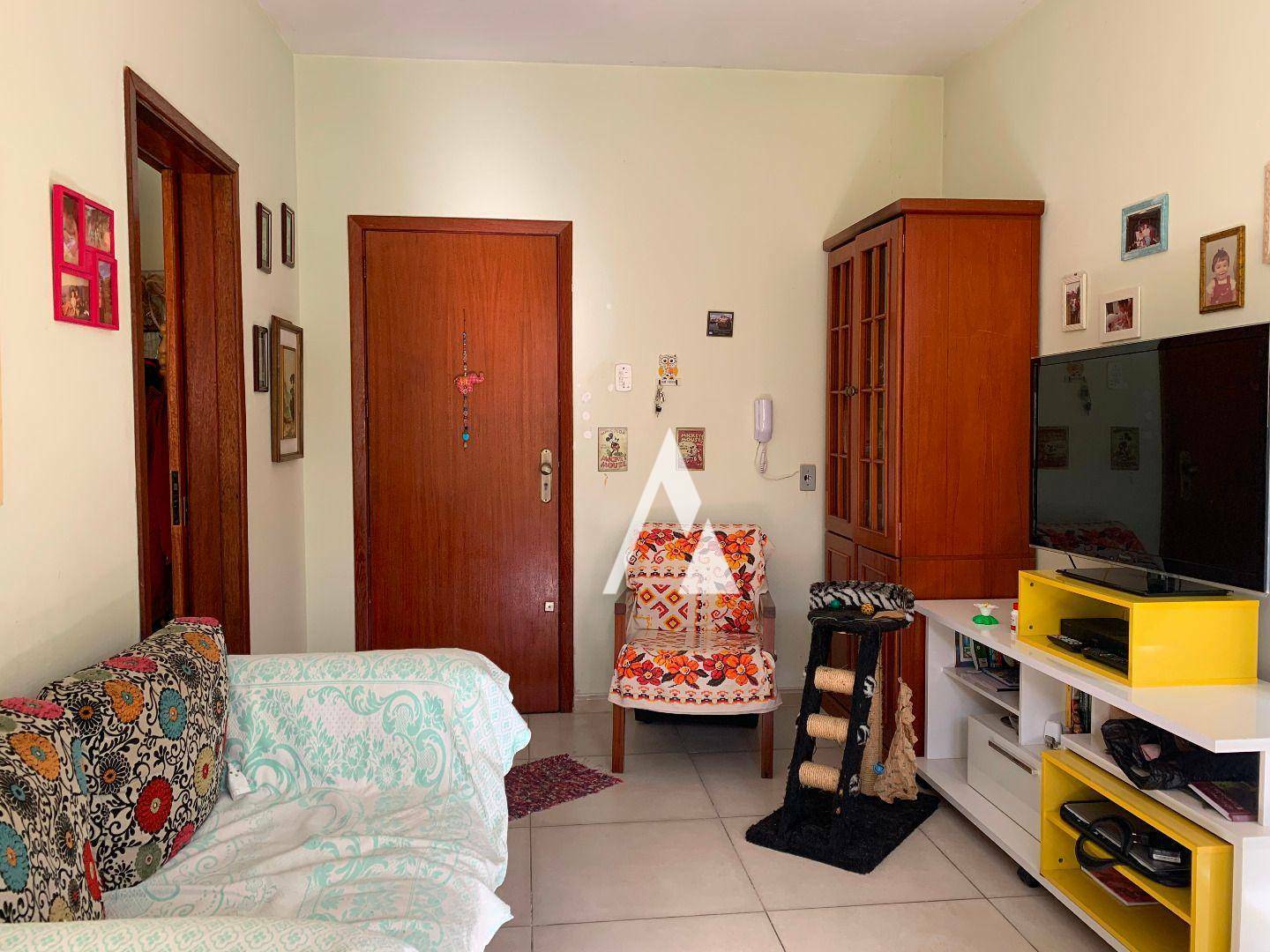 Apartamento à venda com 1 quarto, 40m² - Foto 5