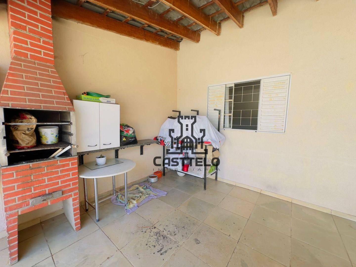 Casa à venda com 2 quartos, 90m² - Foto 12