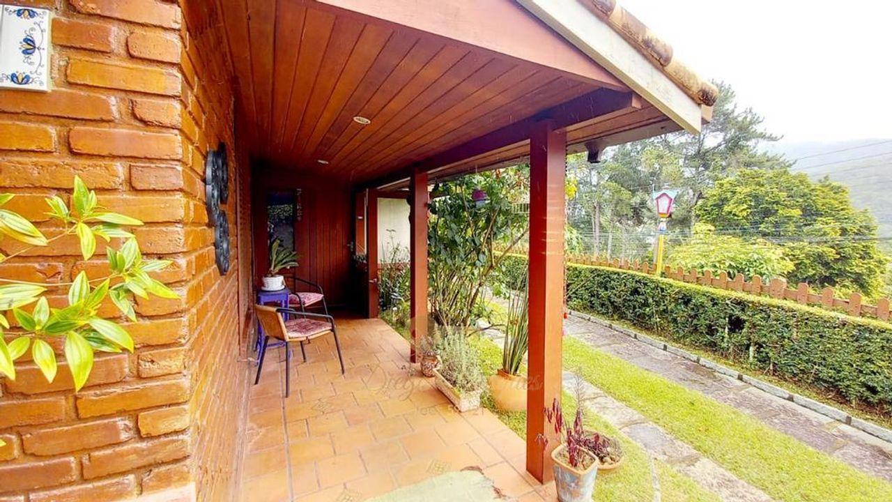 Casa de Condomínio à venda com 4 quartos, 103m² - Foto 2