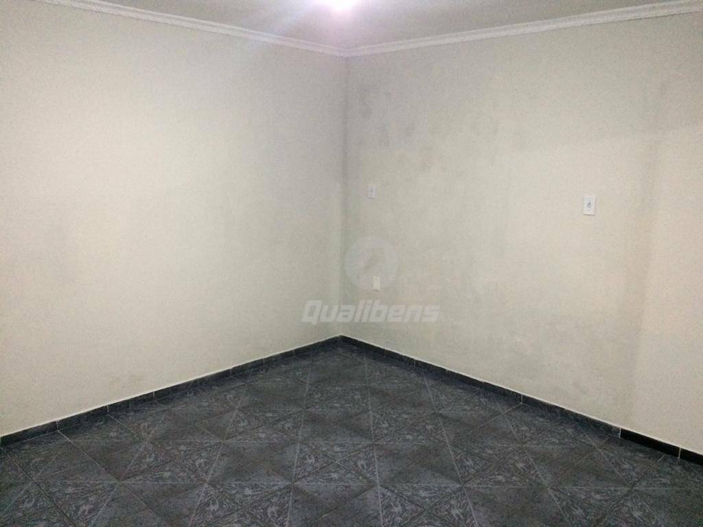 Casa à venda com 3 quartos, 130m² - Foto 5