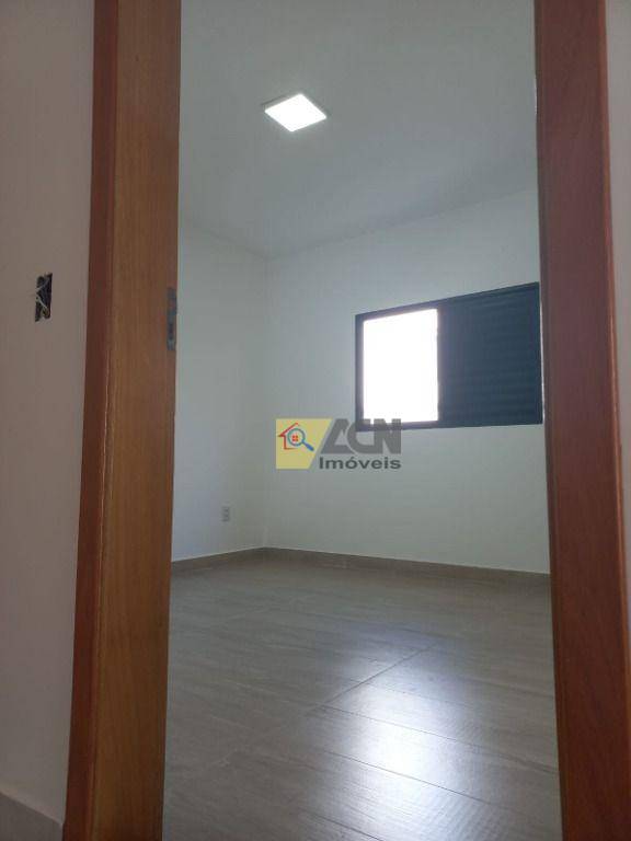 Casa à venda com 3 quartos, 161m² - Foto 12