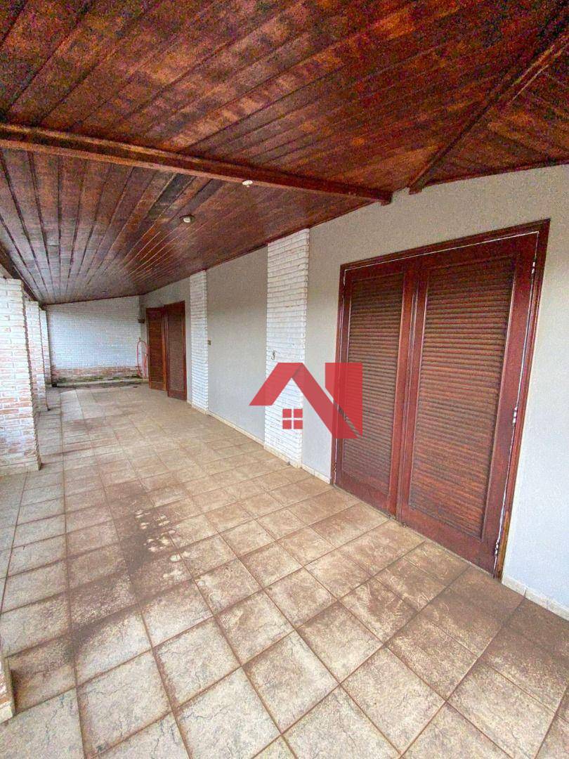 Casa, 2 quartos, 260 m² - Foto 1