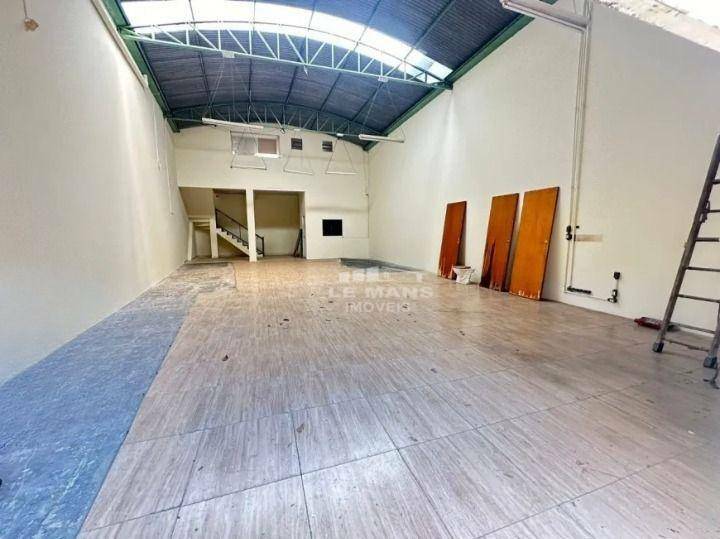 Loja-Salão para alugar, 177m² - Foto 1