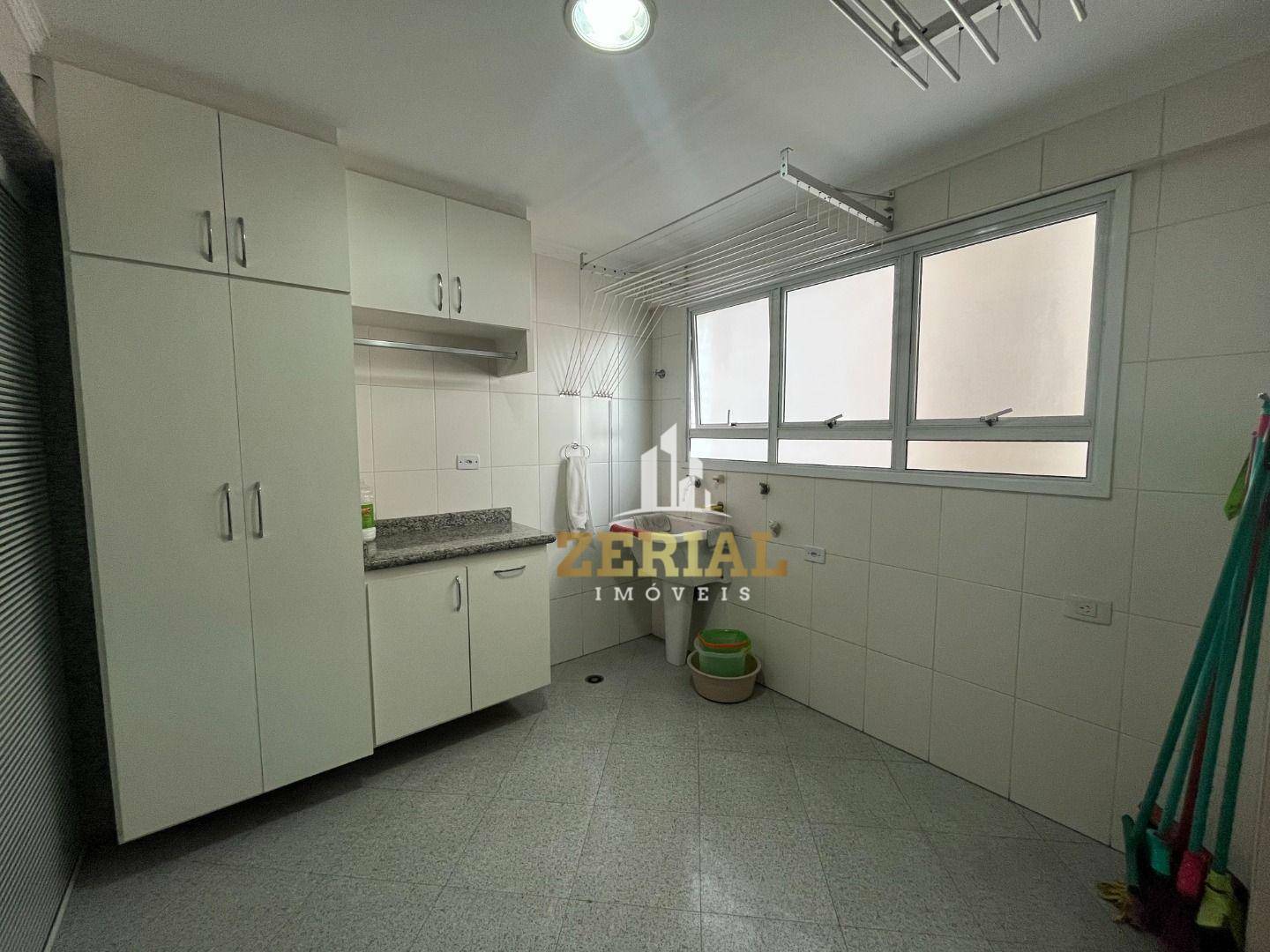 Apartamento à venda com 3 quartos, 146m² - Foto 17