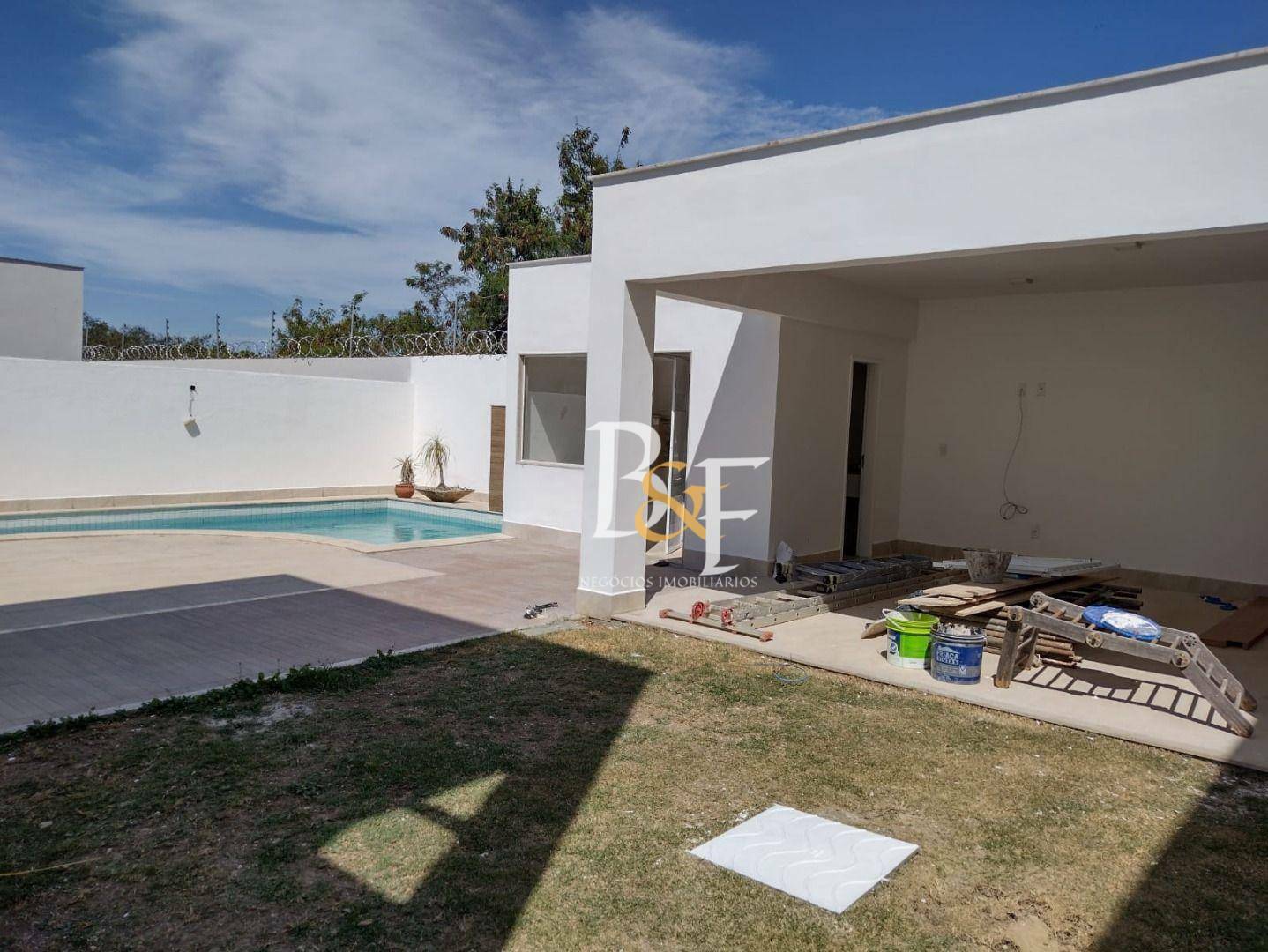 Casa de Condomínio à venda e aluguel com 4 quartos, 300m² - Foto 2