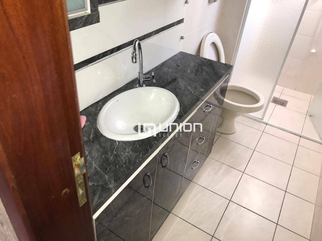 Apartamento à venda com 2 quartos, 85m² - Foto 5