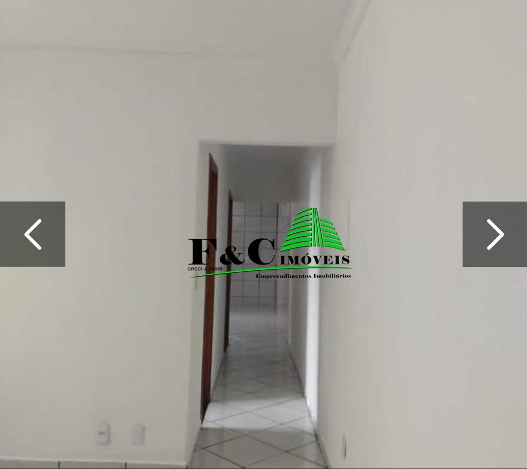 Casa à venda com 2 quartos, 125m² - Foto 4