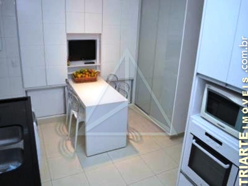 Apartamento à venda com 3 quartos, 143m² - Foto 12